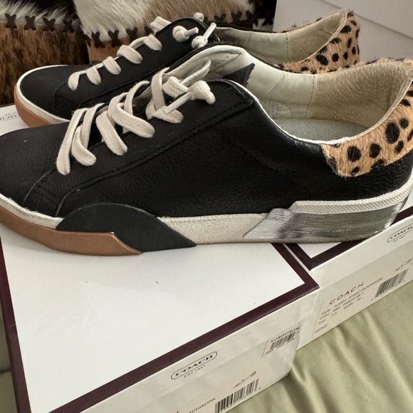 DOLCHE VITA COW HIDE SHOES - Picture 4 of 8